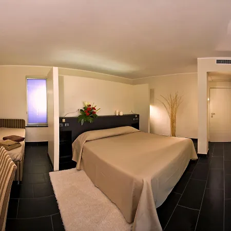 호텔 Cavalluccio Marino 2*