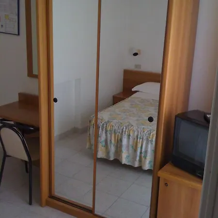 Hotel Cavalluccio Marino 2*